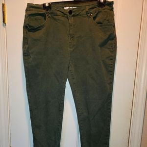 K JORDAN Size 18 Reg Green Jeggings
